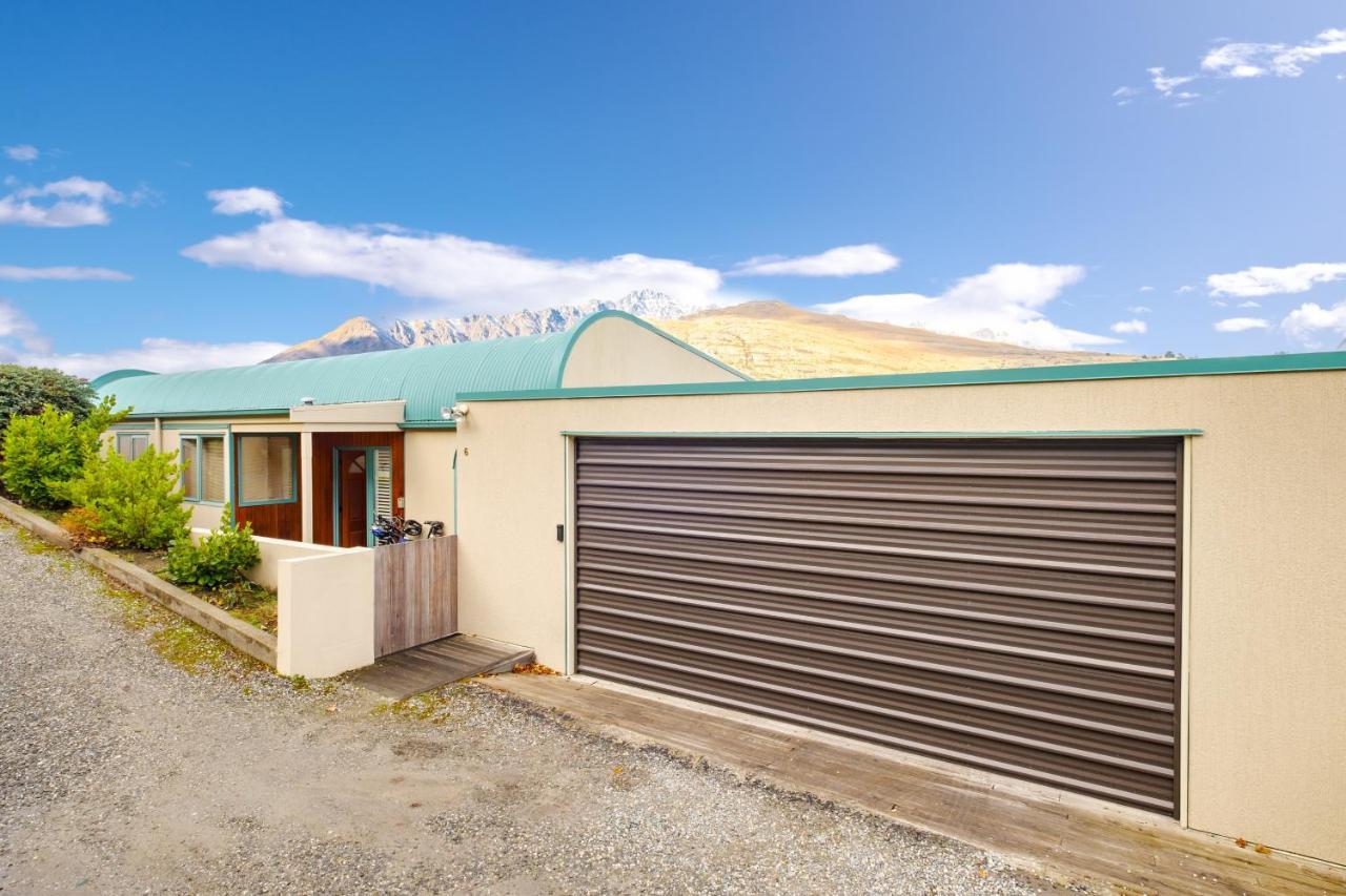 Huge Lakefront Delight - Queenstown Holiday Home Exterior foto